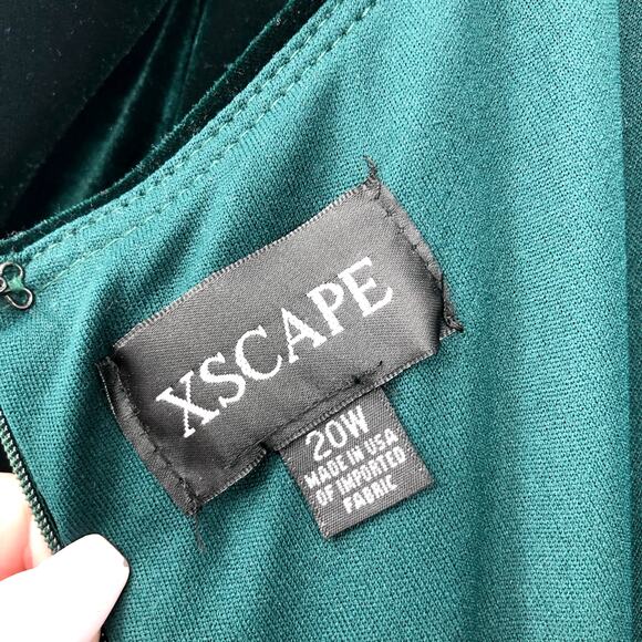 XSCAPE Women's Renee 3/4 Sleeve Velvet Floor Length Dress 20W Plus Hunter NWT - Picture 3 of 5